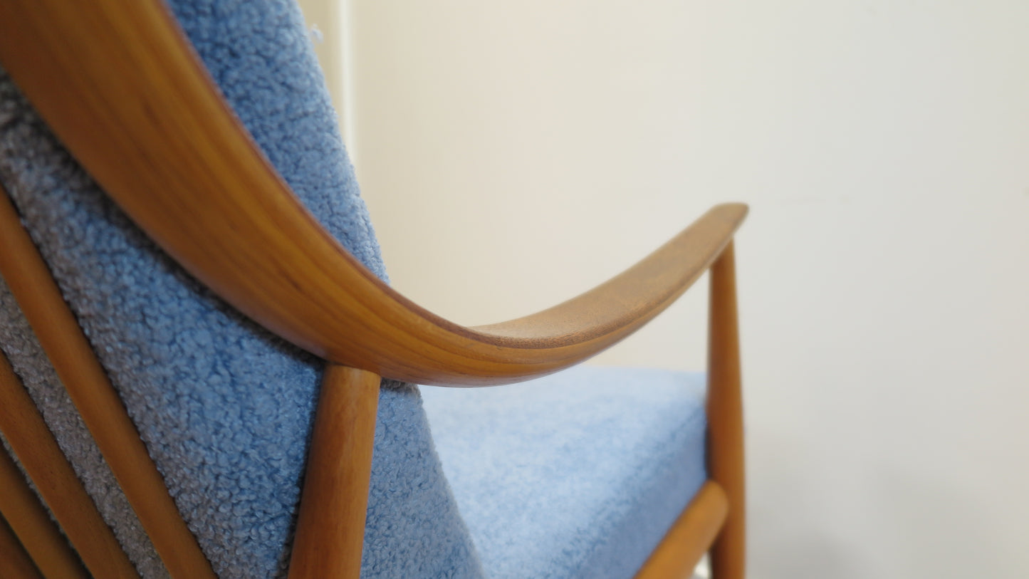 Peter Hvidt & Orla Molgaard Nielsen Lounge Chair FD-145