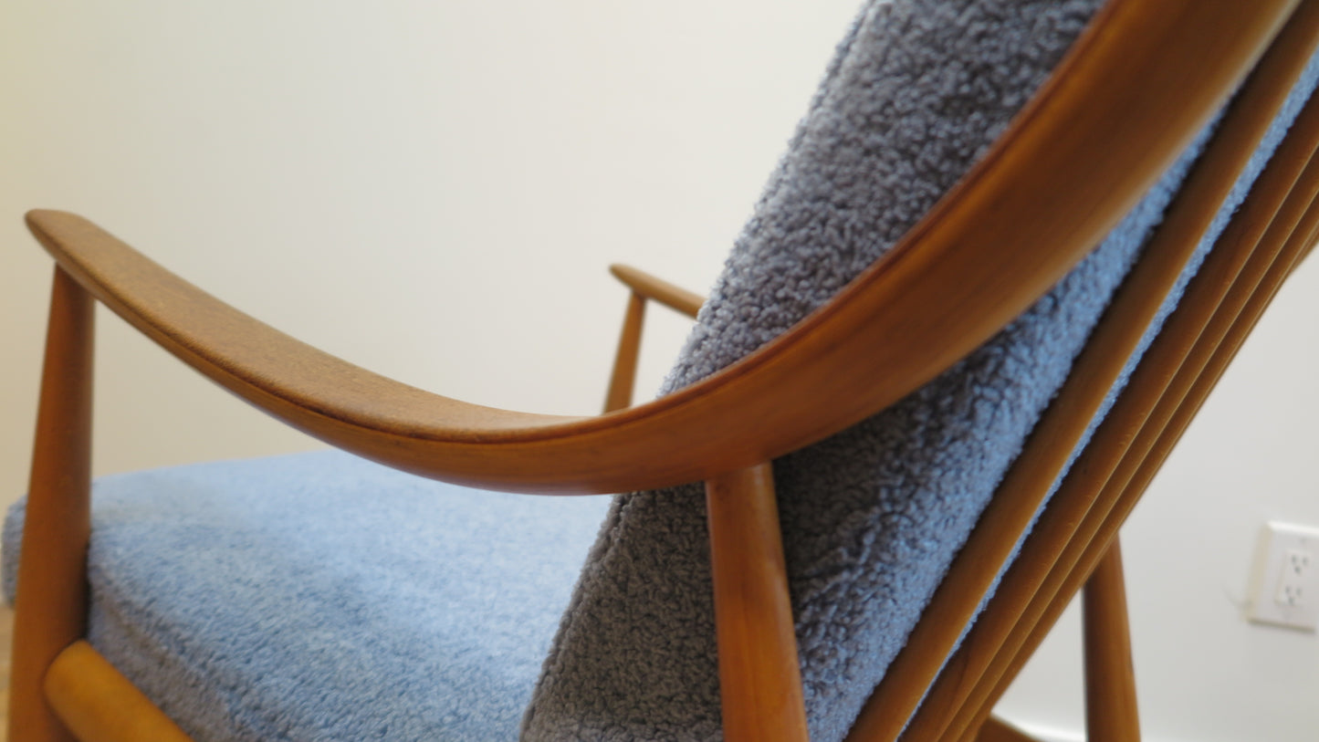 Peter Hvidt & Orla Molgaard Nielsen Lounge Chair FD-145