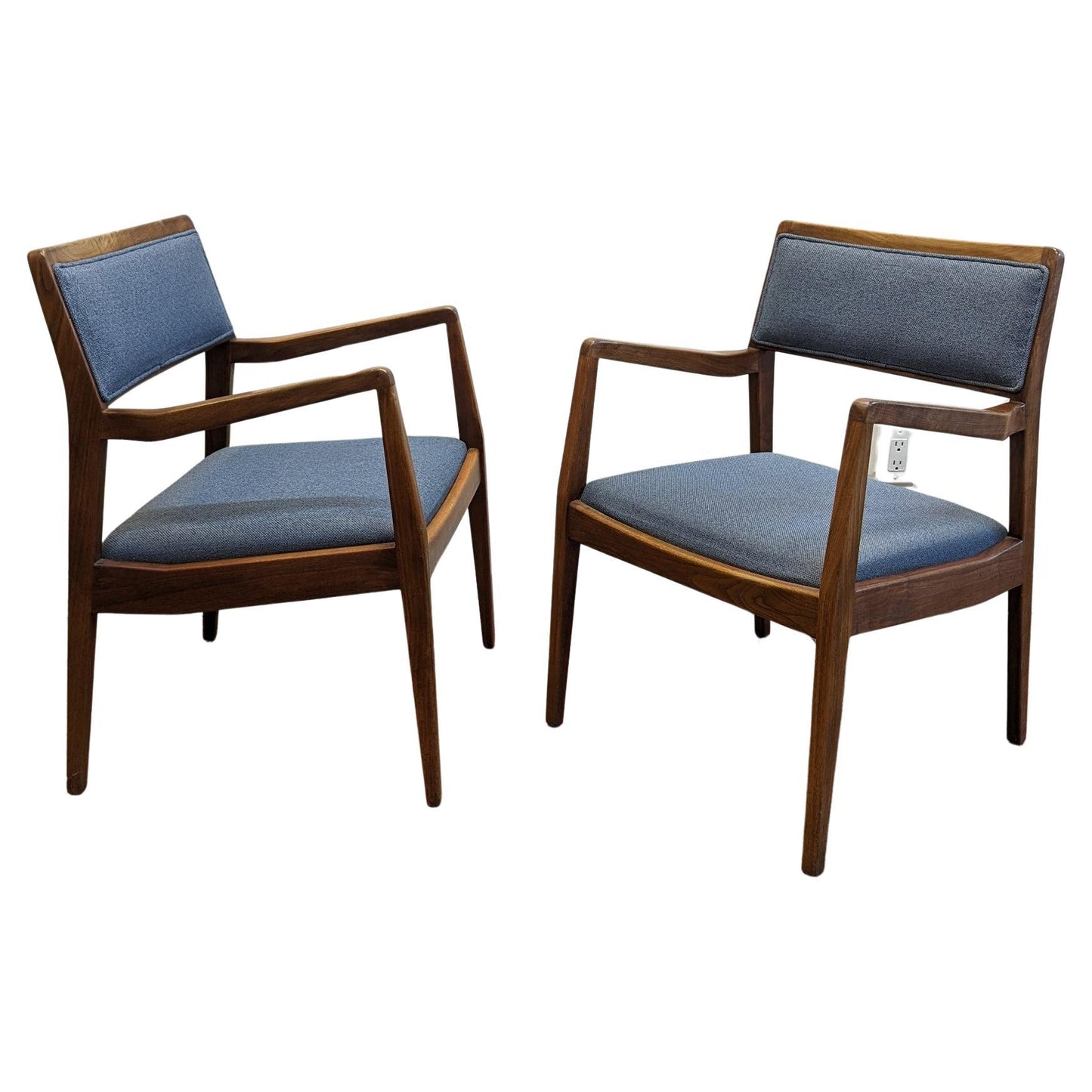 Jens Risom Playboy chairs C140