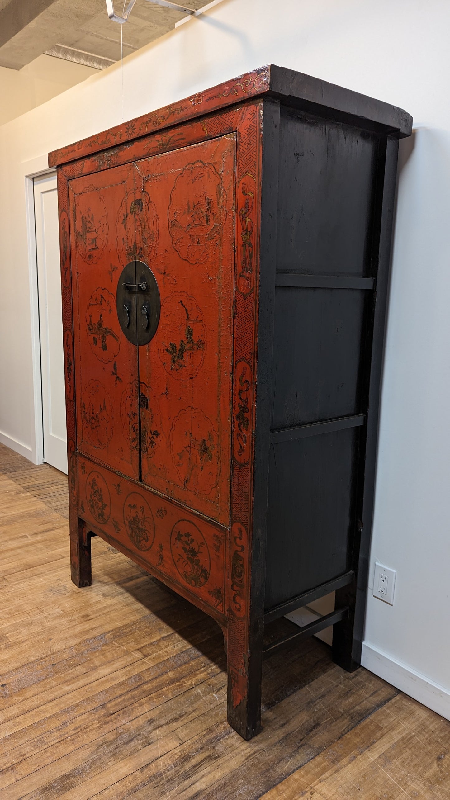 19th Century Chinese Antique Cabinet