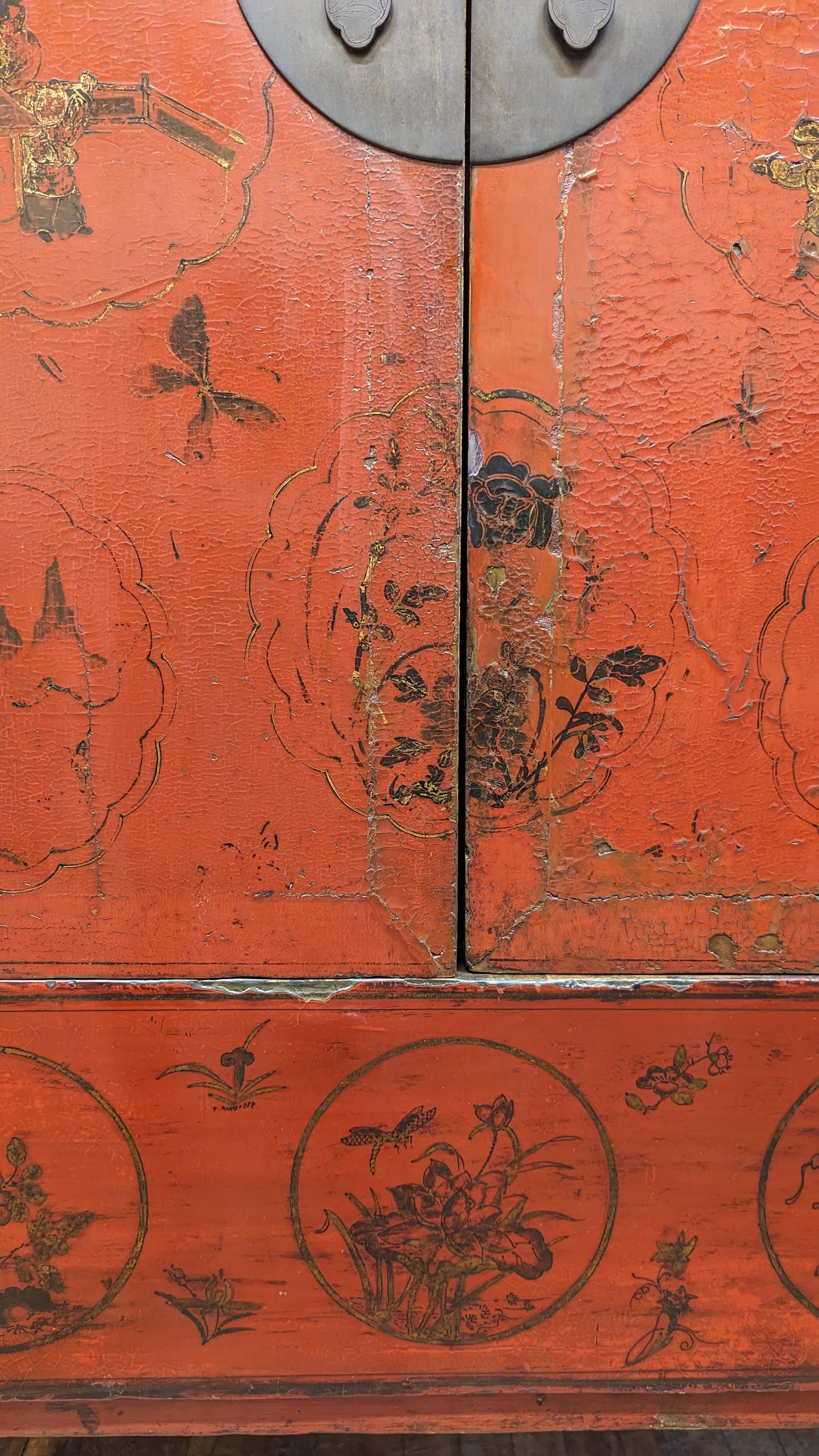 19th Century Chinese Antique Cabinet