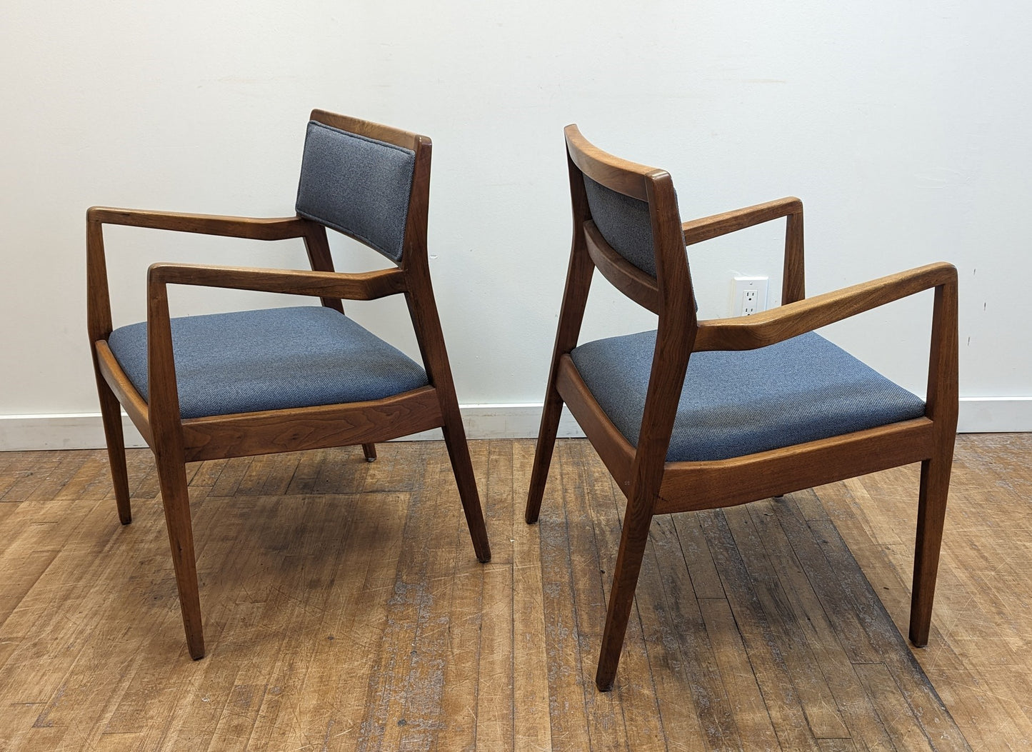 Jens Risom Playboy chairs C140