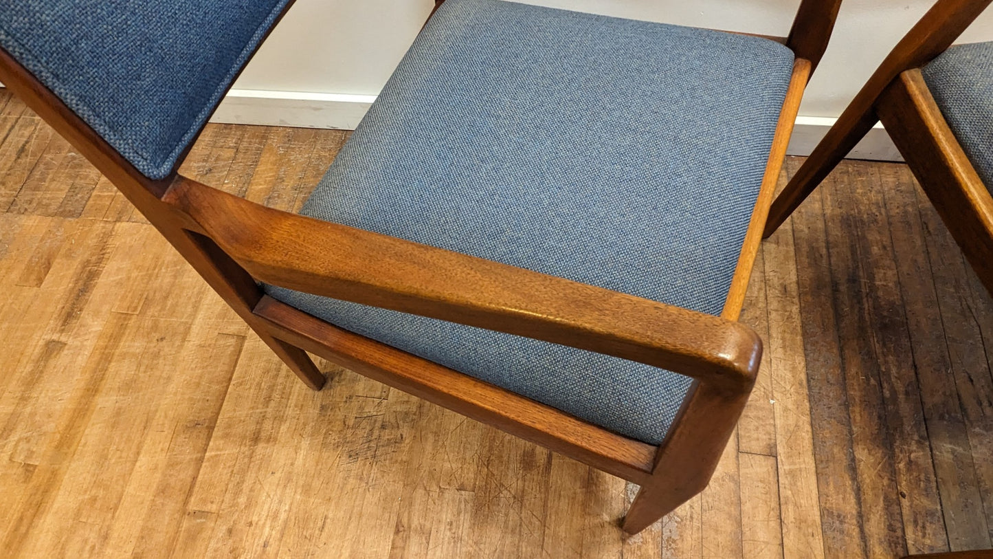 Jens Risom Playboy chairs C140