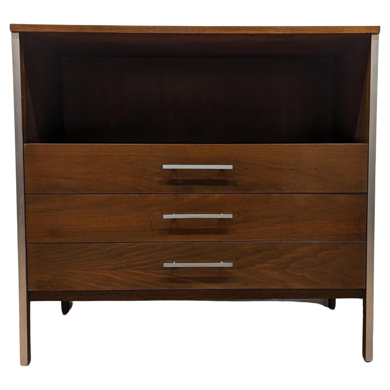 Paul McCobb for Calvin Linear Group Display Cabinet