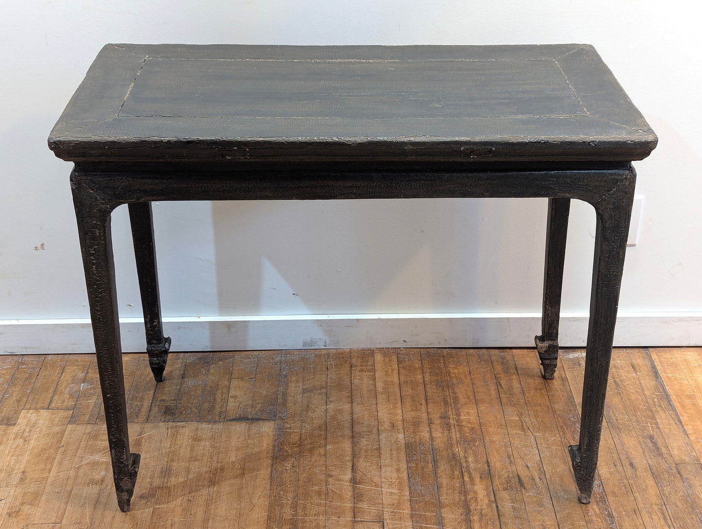 Rare Diaoqi Lacquered Chinese Antique Console Table Arrow Tip Feet